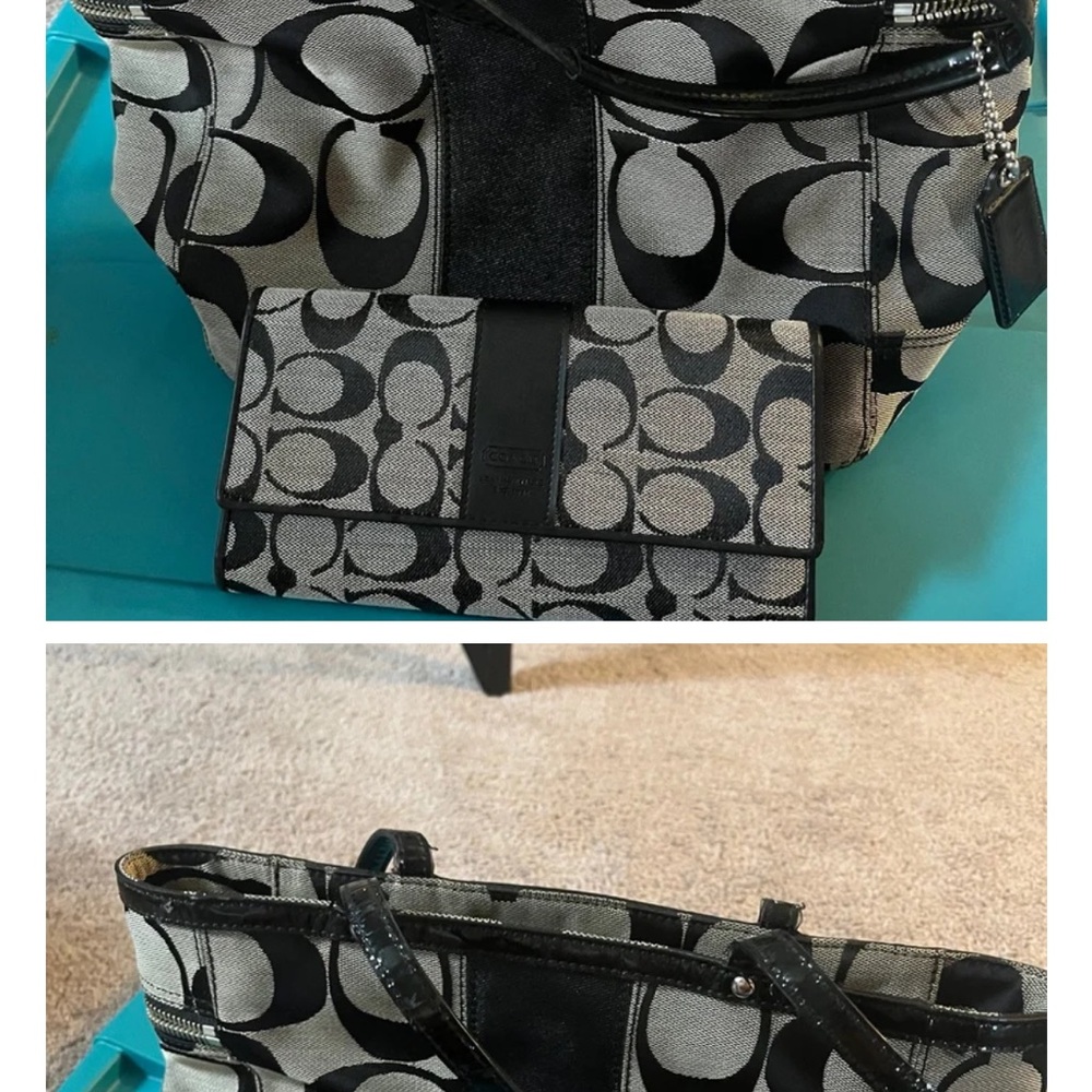 Coach Monochrome Signature Tote